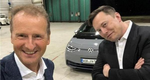 Old Car Manufacturing Giants VS Emerging Brands