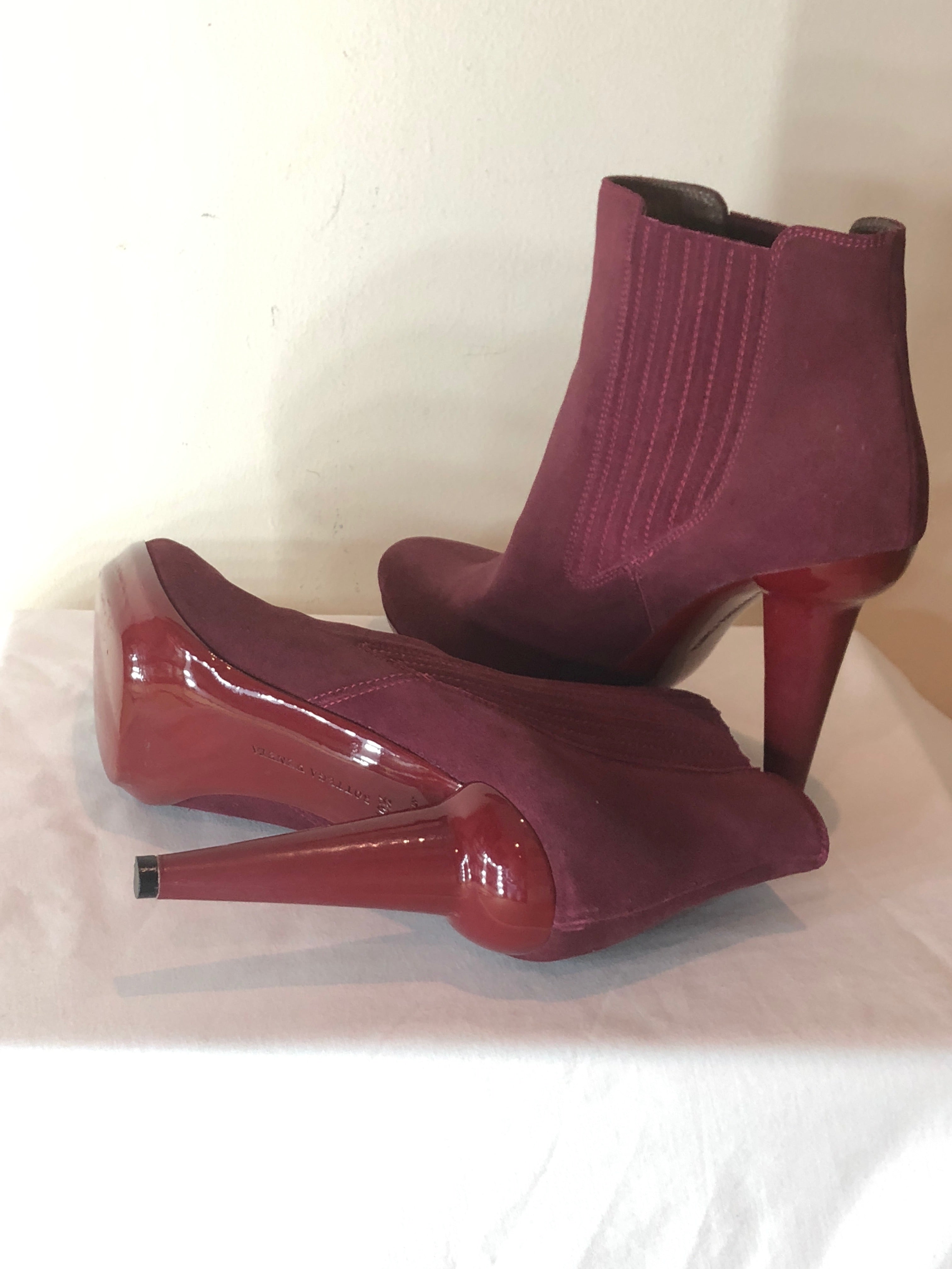 Bottega Veneta Red Suede Boots with Funky Heel