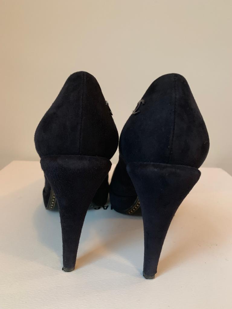 Chanel Navy Blue Cap Toe Heels