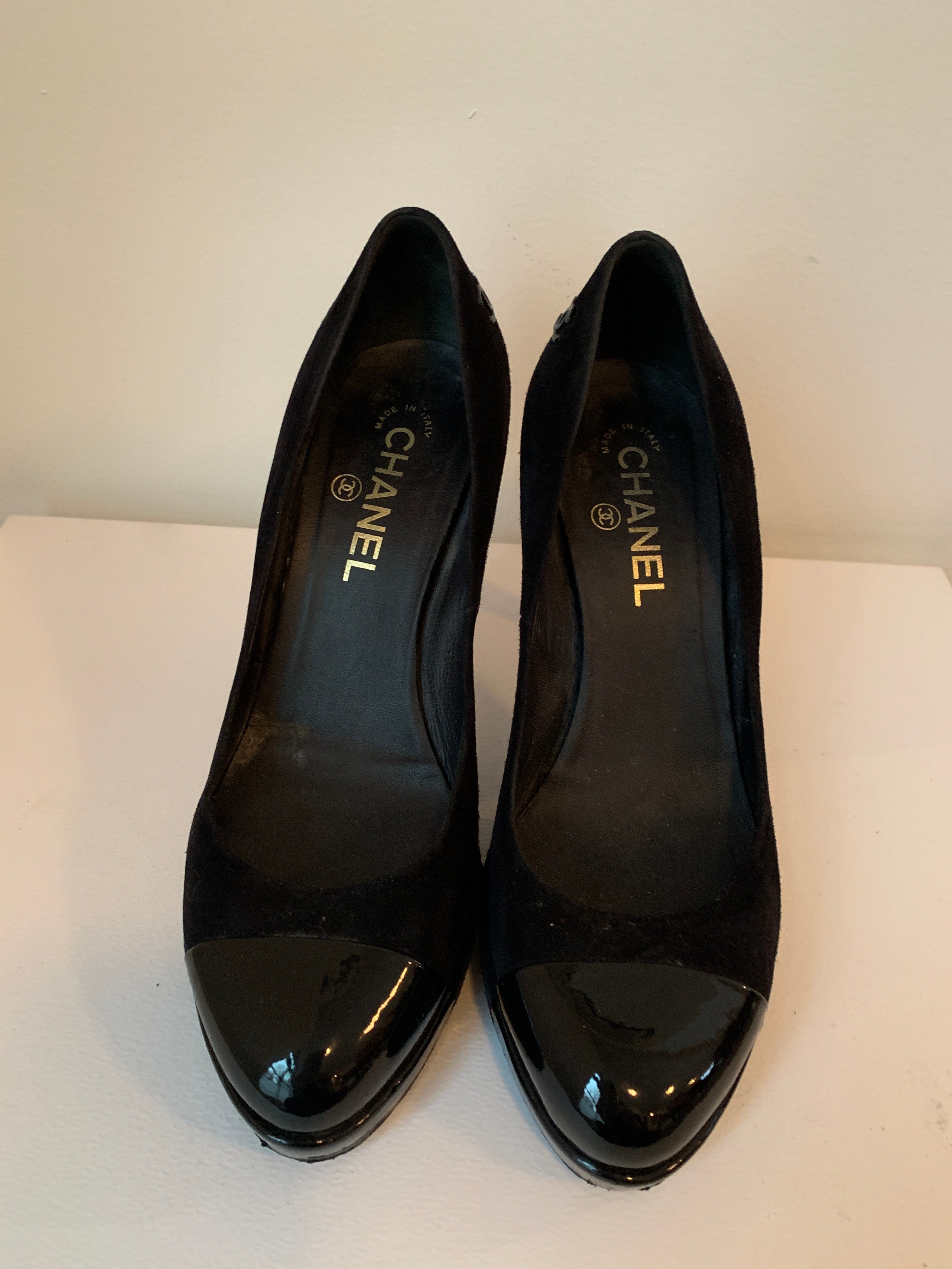 Chanel Navy Blue Cap Toe Heels