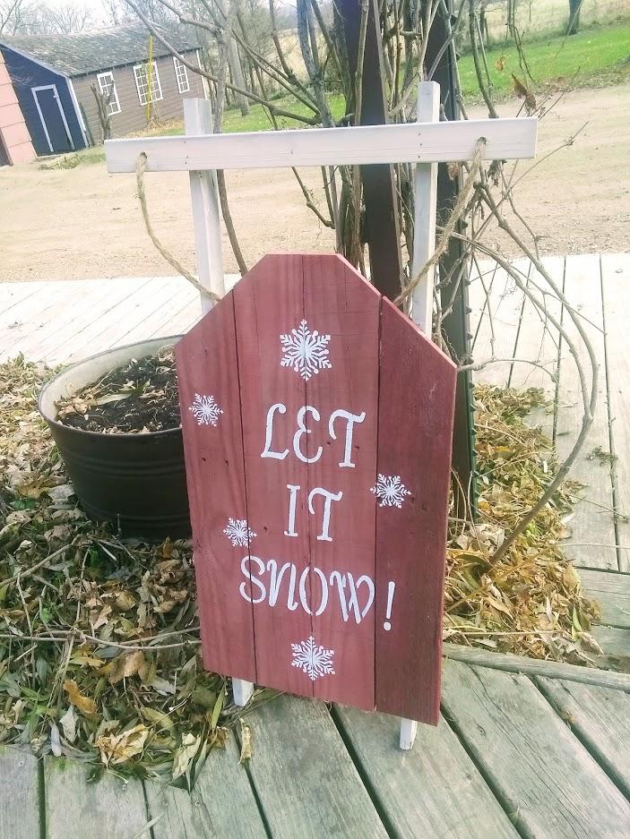 Let It Snow Pallet Sled