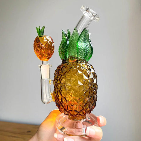 Pineapple_house_bong