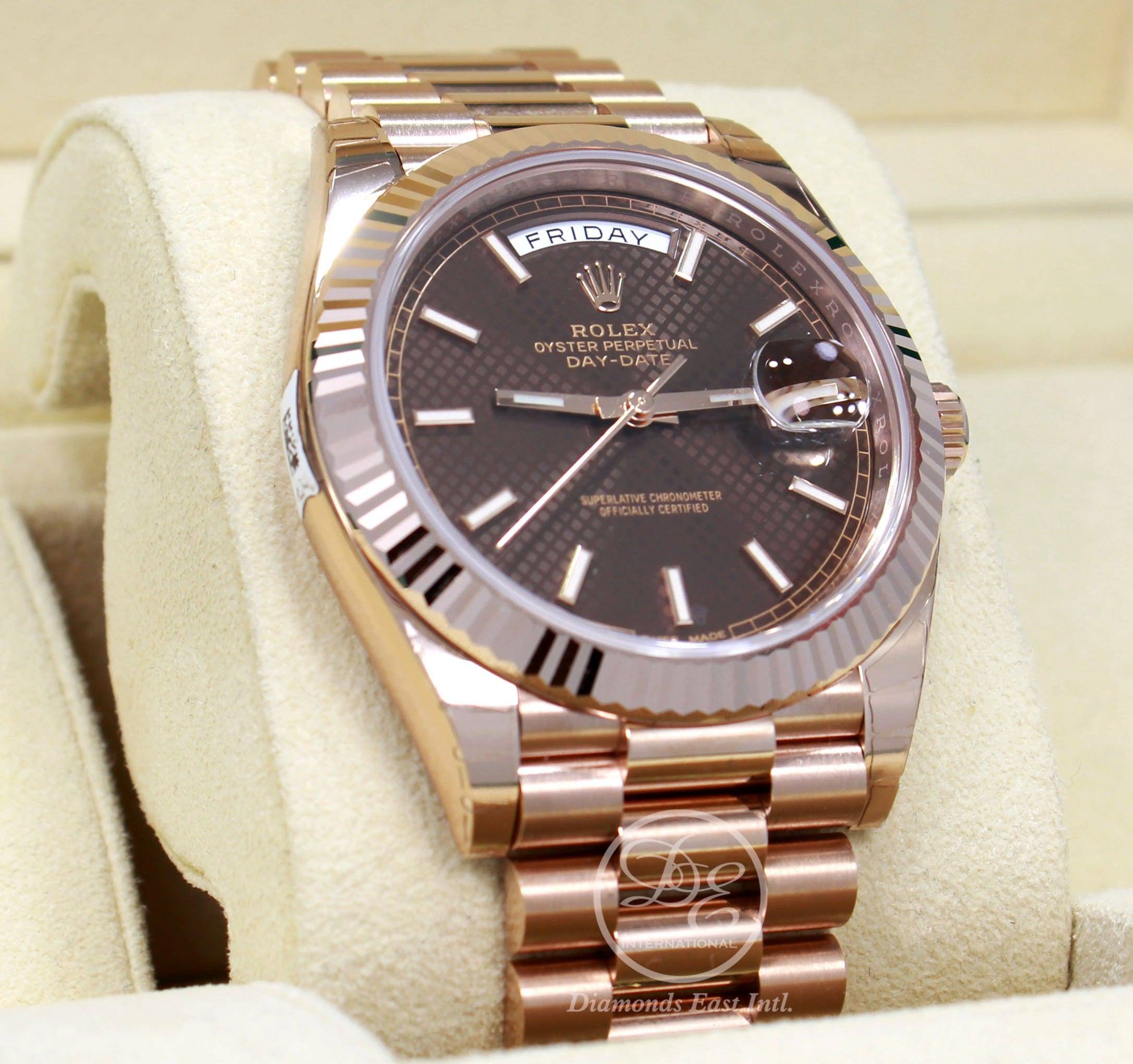 Rolex Oyster Perpetual Day-Date 40 228235 (Unworn)