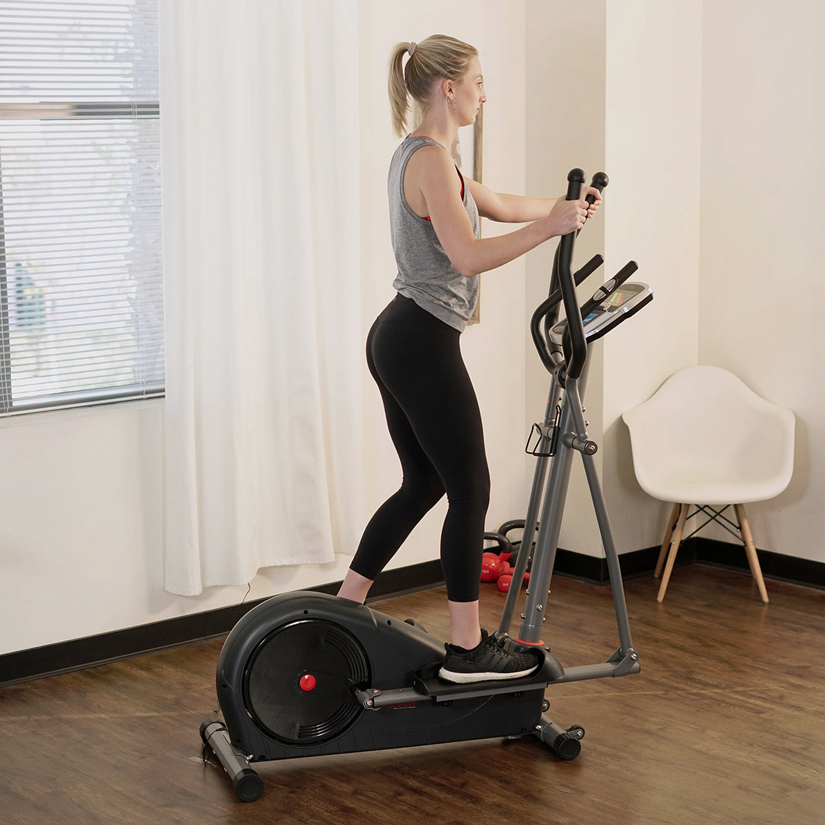 Magnetic Elliptical Machine Pre-Programmed Trainer