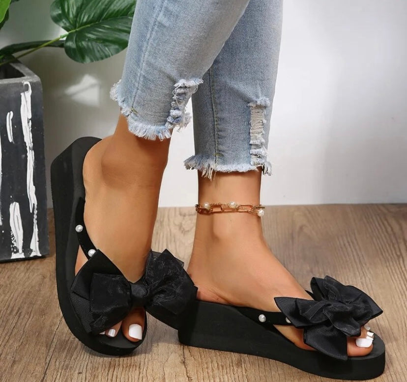 Women Fashion Pearl Bow Platform Sandals