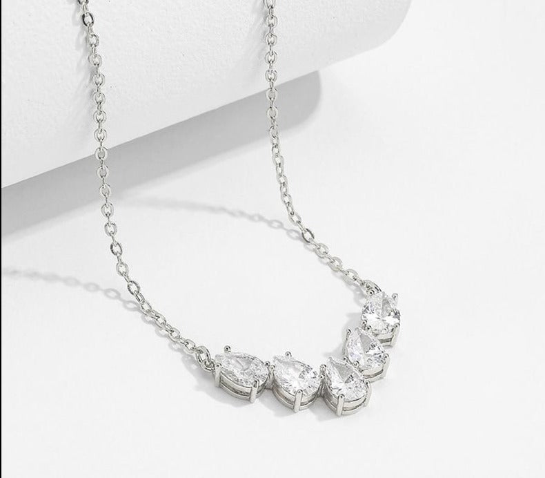 Water Drop Zirconia Crystal Pendant Necklaces for Elegant Women Fashion Bridal Jewelry