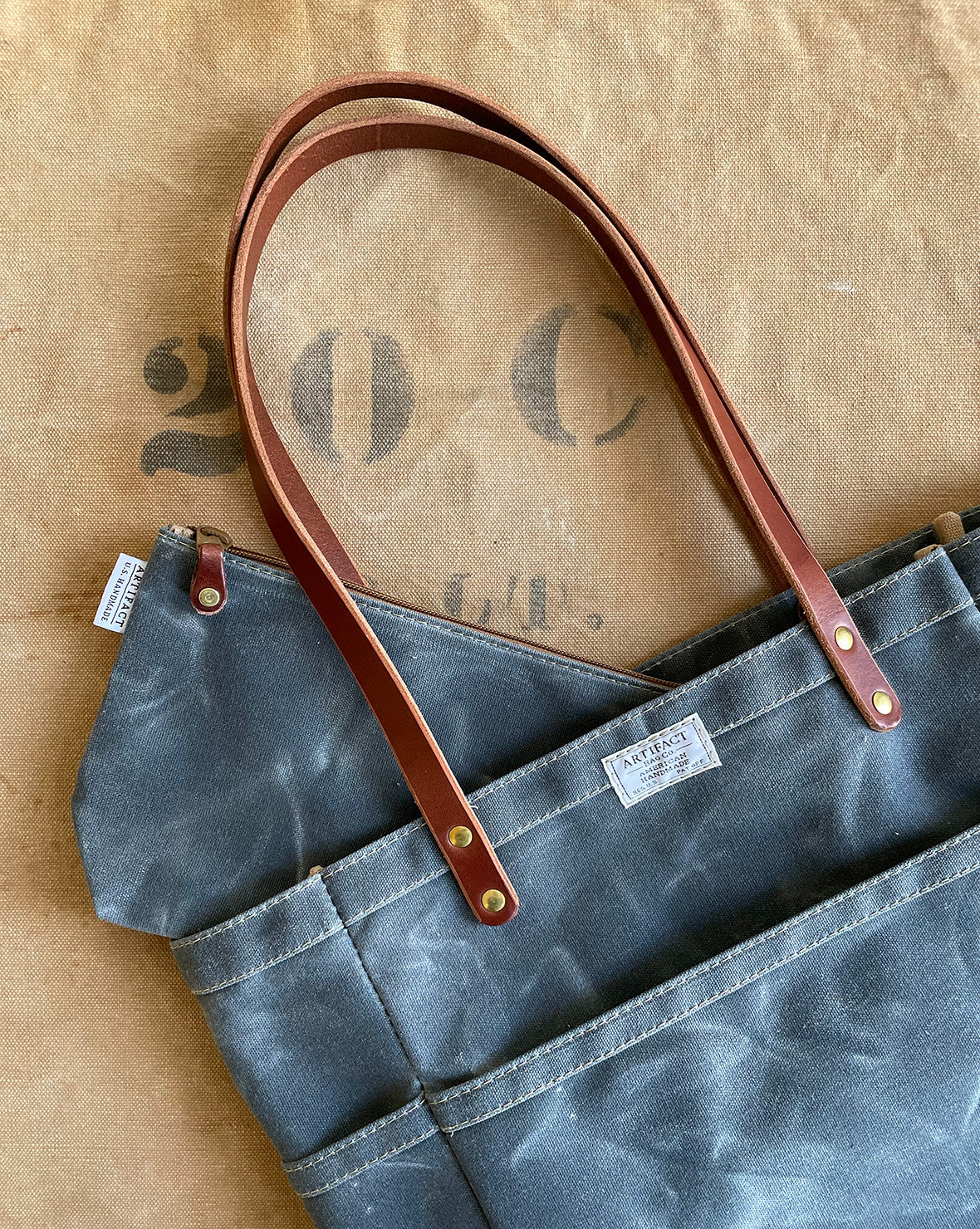 Day Tote in Waxed Canvas