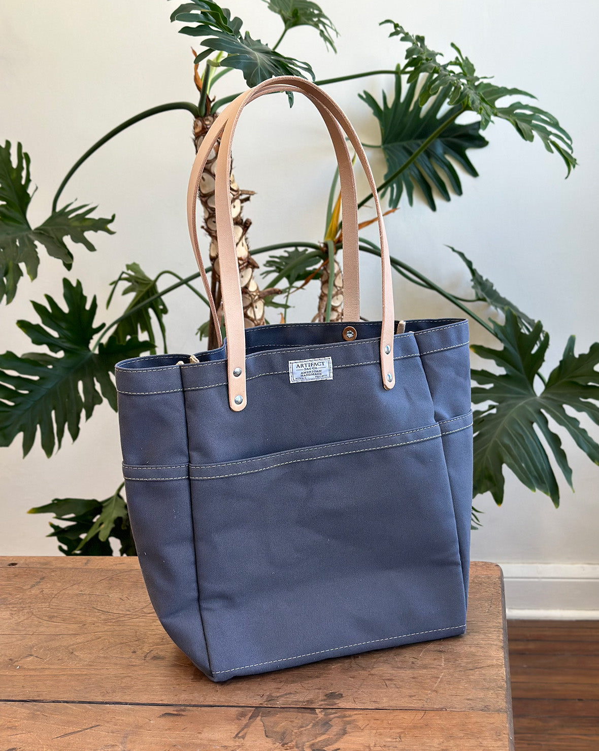 Day Tote in Duck Canvas