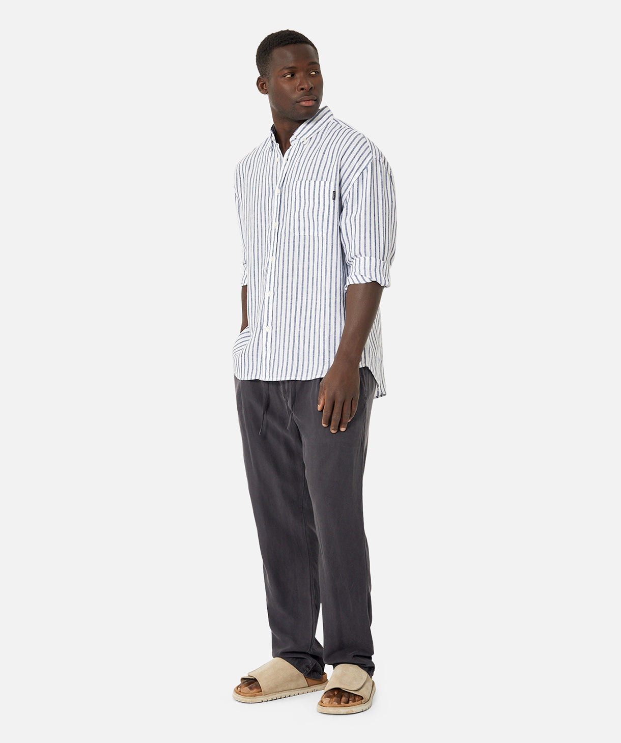 The Oversize Feliz Linen Shirt - White Navy