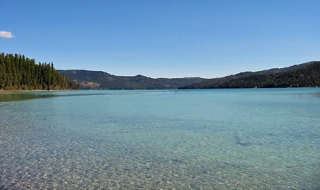 ASHLEY LAKE paddle boarding in Montana