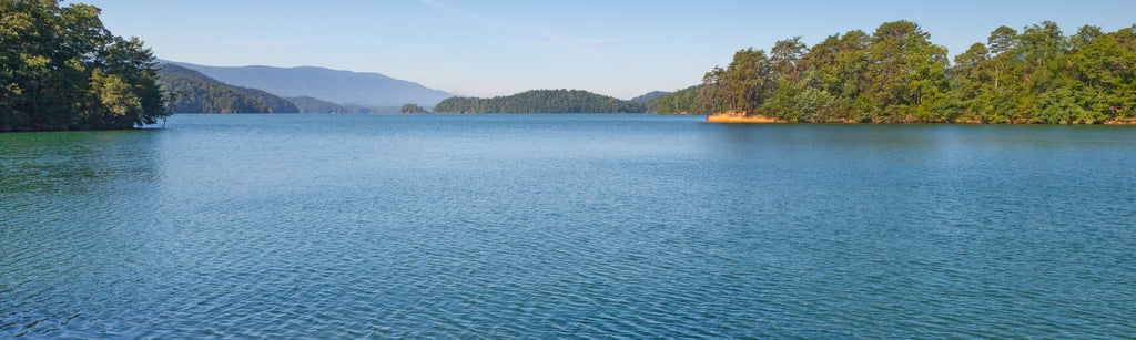 Broken Bow Lake Paddle Boarding in Oklahoma