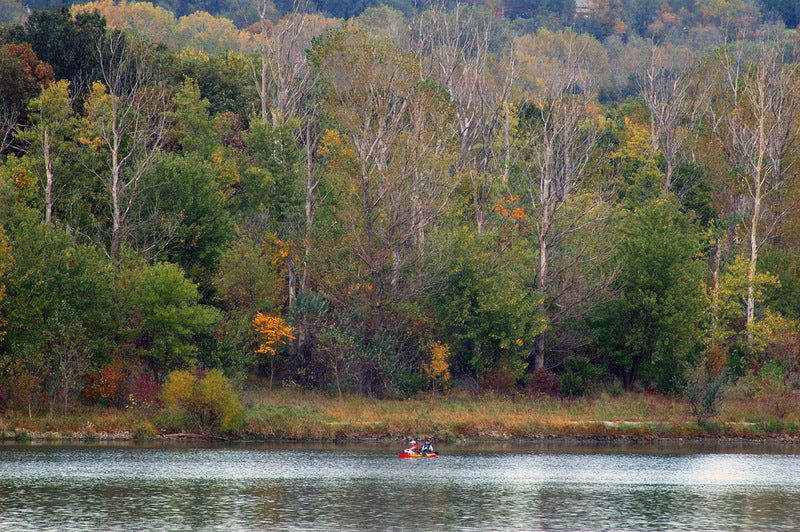 Glenn Cunningham Lake paddleboarding in Nebraska