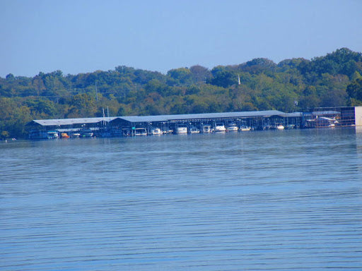 Old Hickory Lake paddle boarding in Tennessee