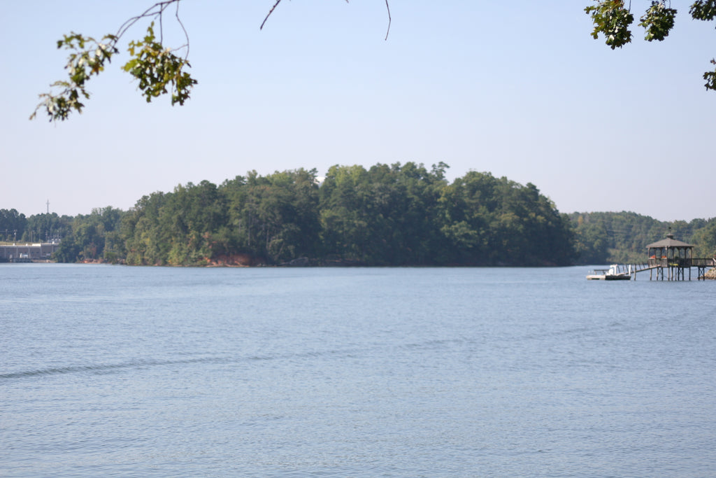 mountain island lake paddle boarding in Charlotte NC