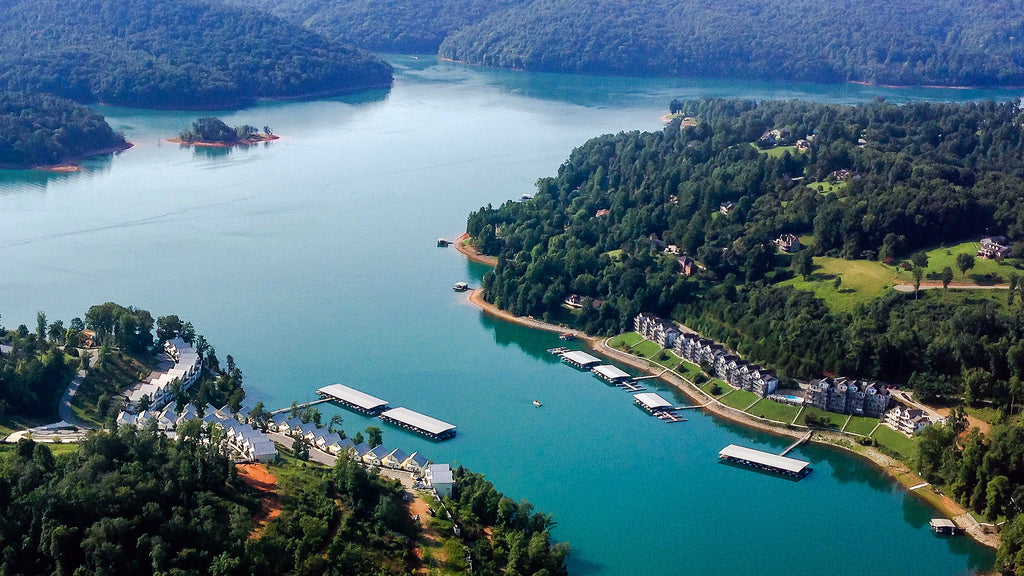 Norris lake paddle boarding in tennessee