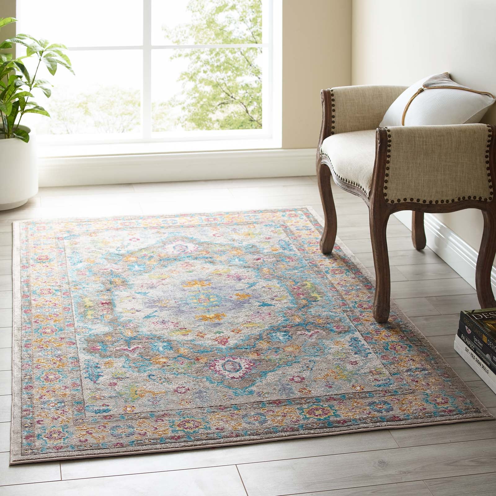 Success Anisah Distressed Floral Persian Medallion Area Rug