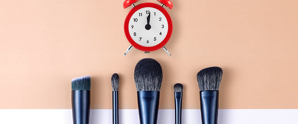 How Long Do Makeup Brushes Last? 