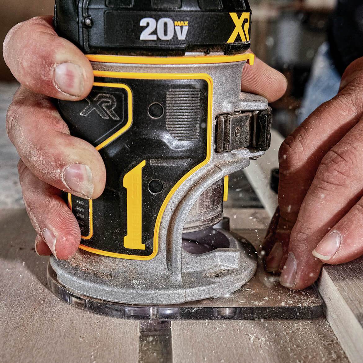 DeWALT DCW600B 20V Depth Adjusting Brushless Cordless Router Bare