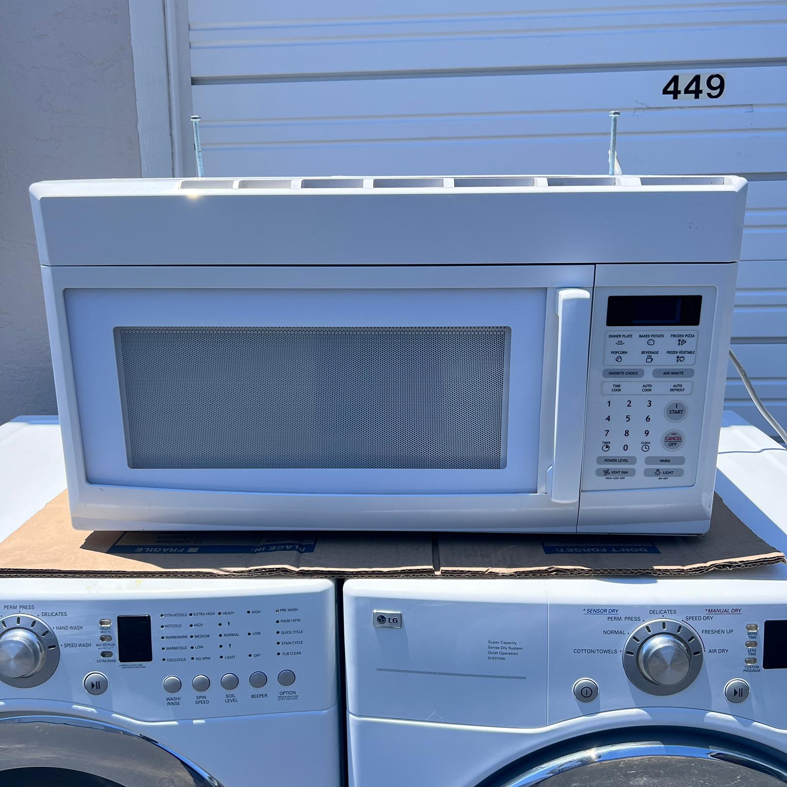 Magic Chef Over-the-Range Microwave