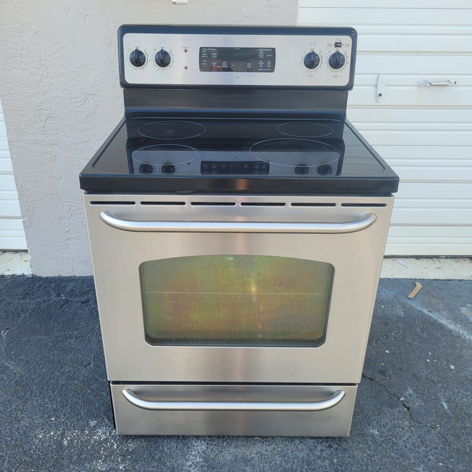 GE Stainless Steel Electric Stove