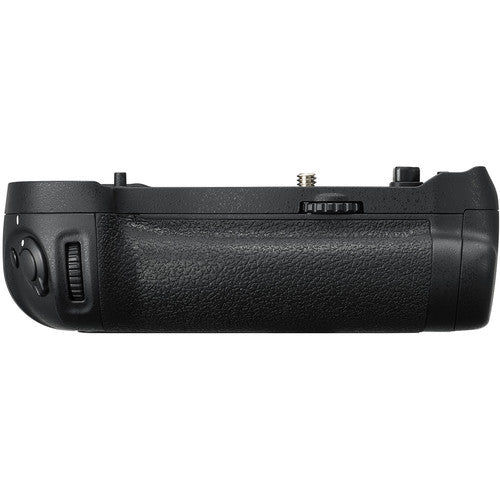 Nikon MB D17 External battery pack