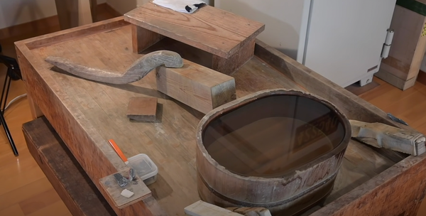 Katana sharpen work place