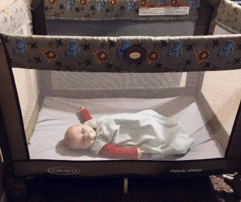 Can a baby sleep in a pack n play