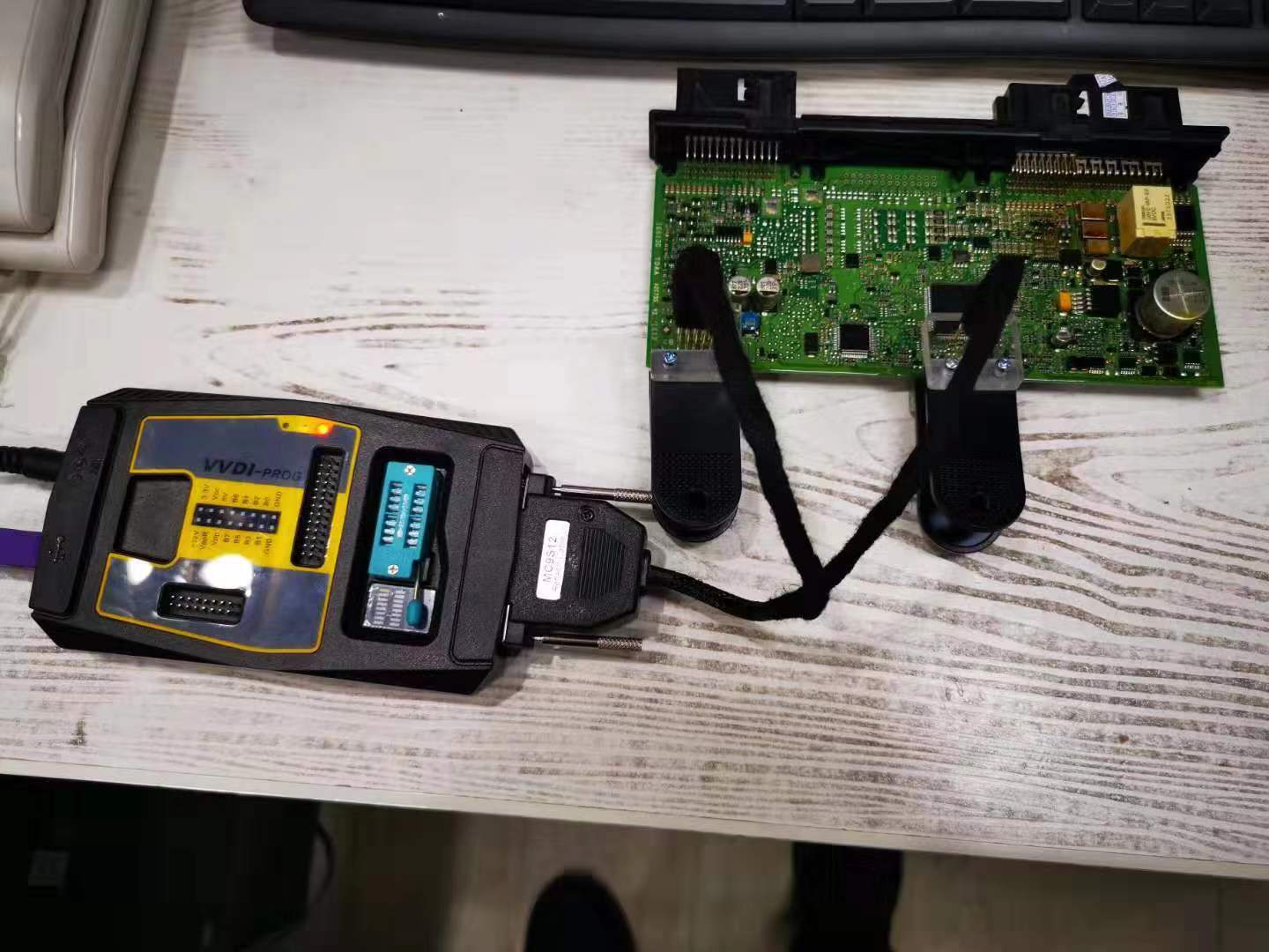 BMW CAS4 Data Reading Socket connection - vxdas