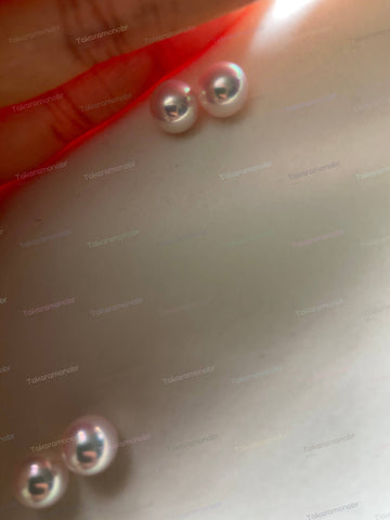 Mikimoto AAA in the "rare" akoya sizes