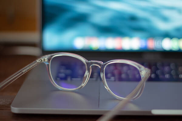 Glasses on the computer