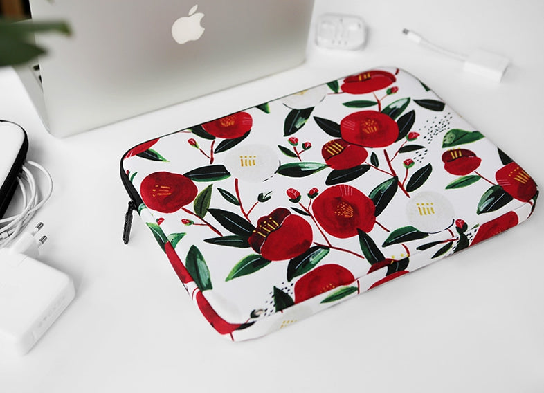 Camellia Floral Graphic Laptop Sleeves 11