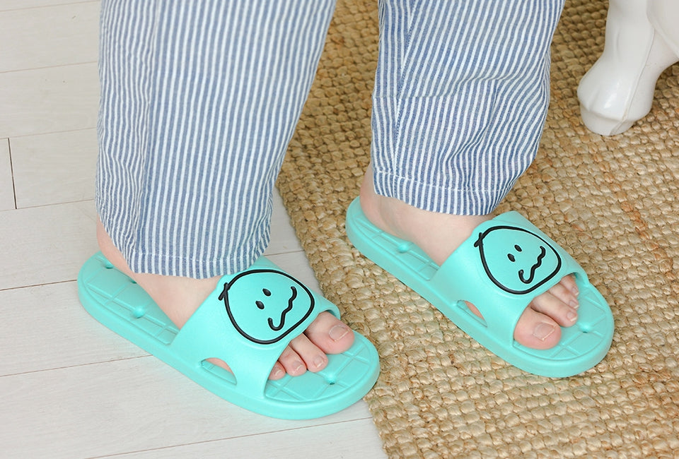 MonagustA Bathroom Slippers Shoes Home Soft Nonslip water hole Couple Sandals Gifts EVA Cushions Comfortable Lightweight 250mm 280mm