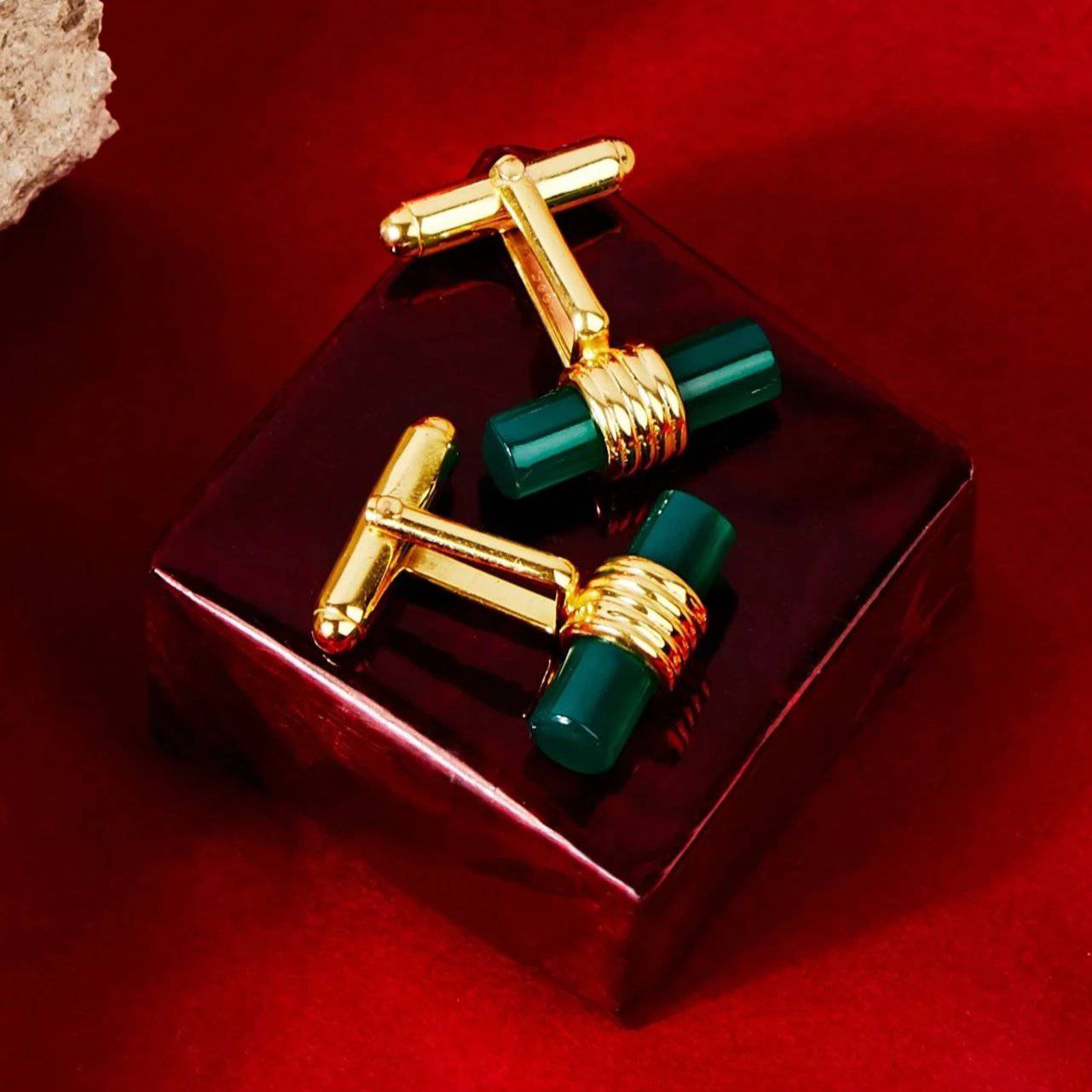 Cylindrical Cufflink Gold Green Onyx