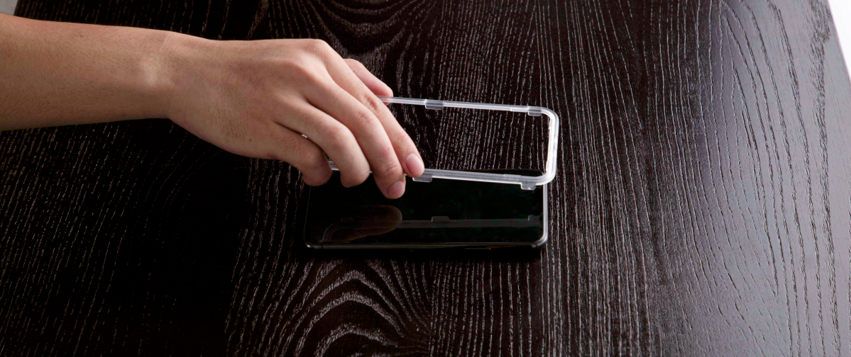 Screen Protector installation frame