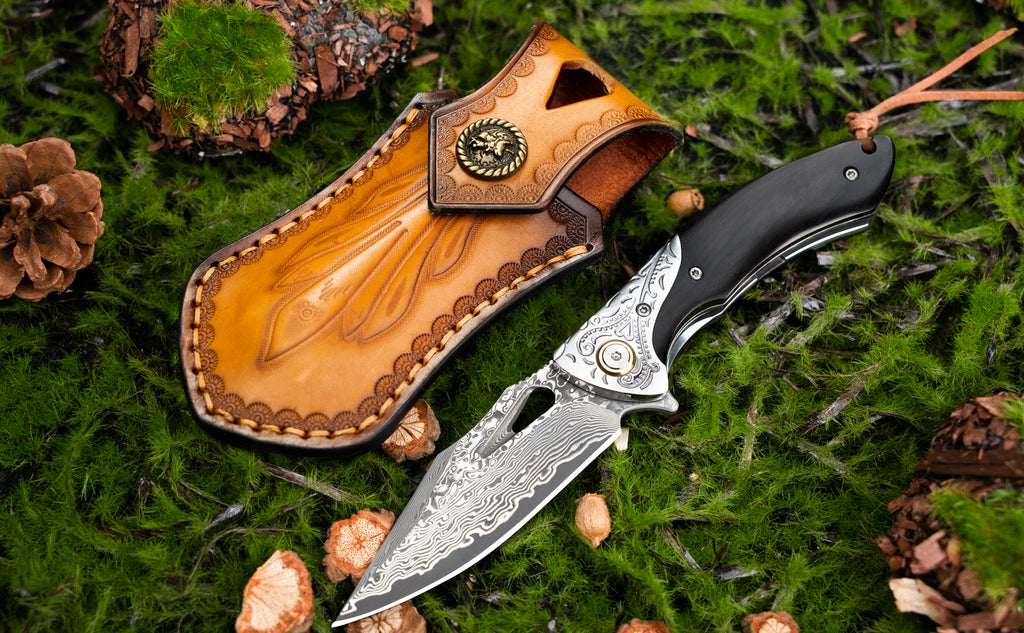 NedFoss Griffin Damascus Pocket Knife, VG10 Damascus Steel Blade and Sandalwood Handle, Comes with Retro Leather Sheath