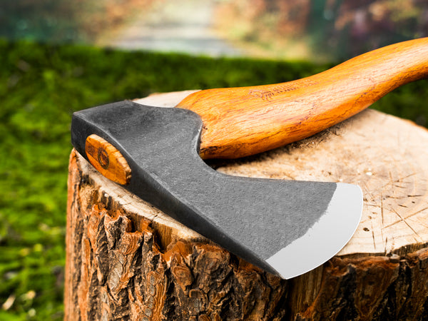 NedFoss R33 Outdoor Hatchet, Axes and Hatchets with Retro Leather Sheath for  Camping Gardening