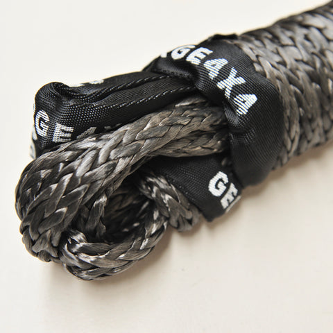 The George4x4 Towing Rope is made of a unique ultra-high molecular weight polyethylene material (UHMWPE), known as Dyneema/Spectra or high-modulus polyethylene (HMPE). High strength and low stretch.  UV resistant, waterproof and more durable Very light, can float in water Both ends have a soft loop and protective sleeves Static Rope Suitable for sailing, off-road towing Fitted for 4WD electric Winch, Hand Winch, Trailer Winch, Towing etc. 12mm, breaking strength 13200kg Australian made, tested