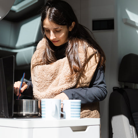 wear a blanket in office