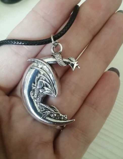 Lunagosa Vintage Dragon Necklace - Dreaming Dragon On Moon
