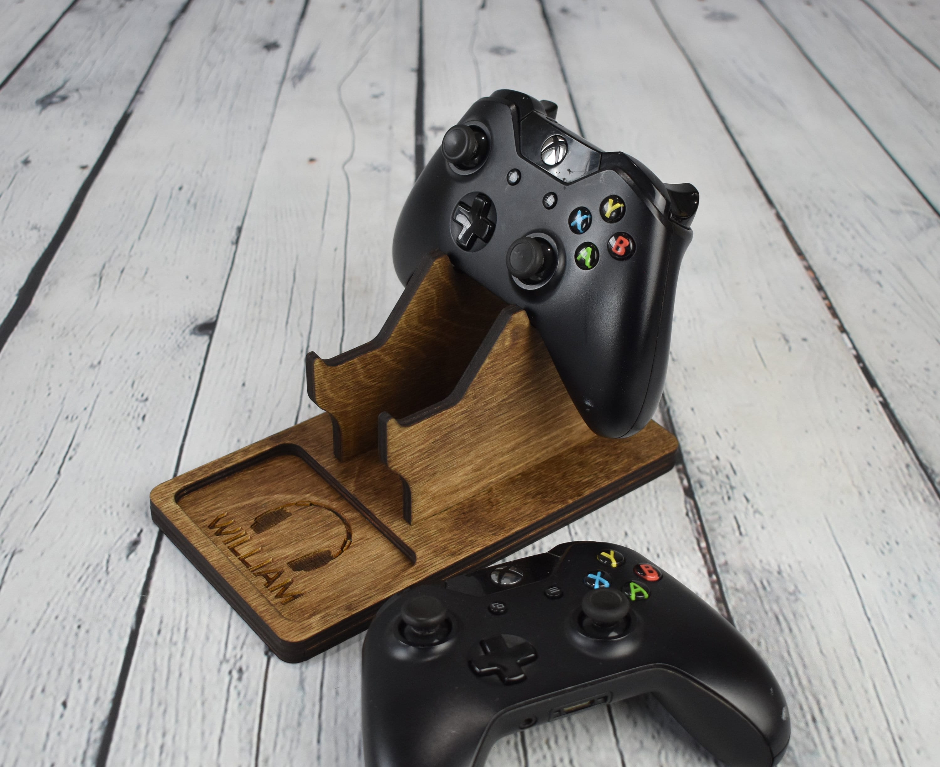 Wooden Controller Stand - DK02