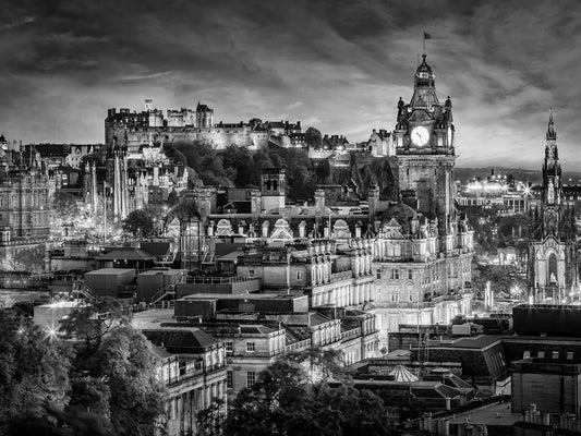 Evening impression from Edinburgh - Monochrome