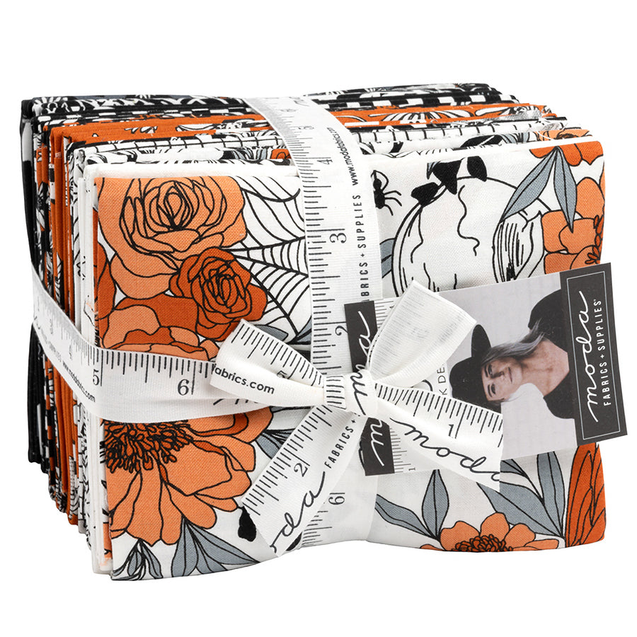  Noir Fat Quarter Bundle 