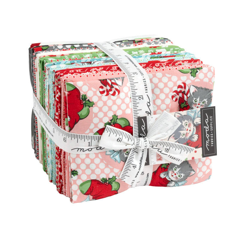  Kitty Christmas Fat Quarter Bundle 