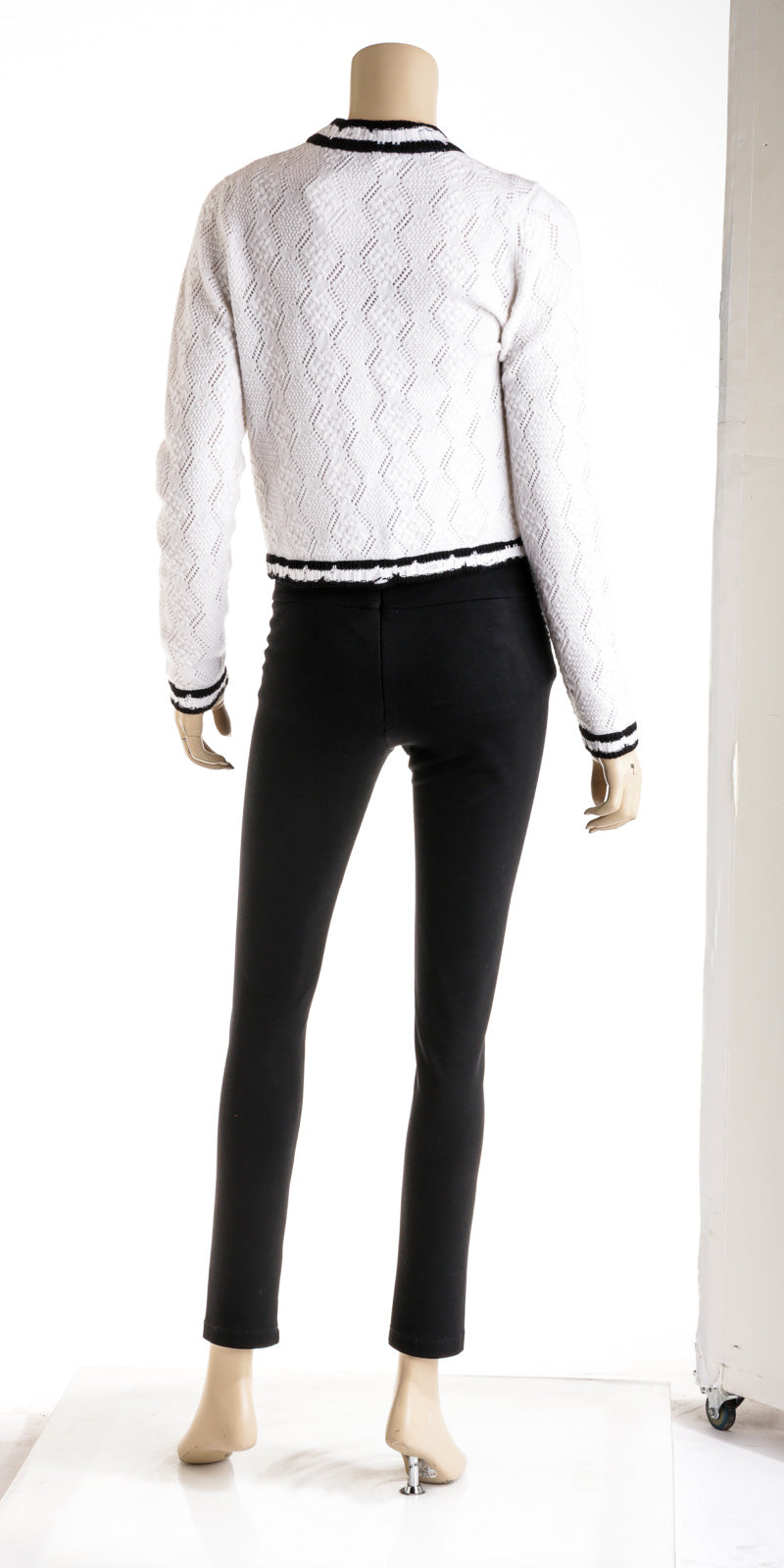 Chanel White and Black Stripe 22 Cashmere Knit Cropped Cardigan Size 38