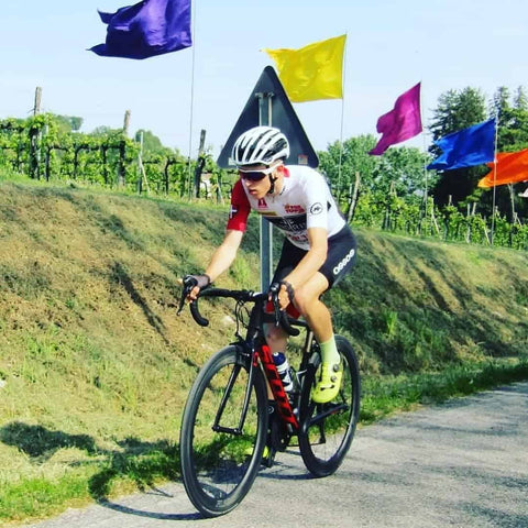 ハンドル握り方