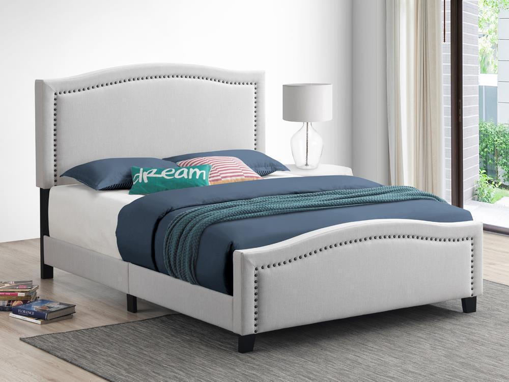 Hamden - Upholstered Bed - Queen Bed - Light Gray