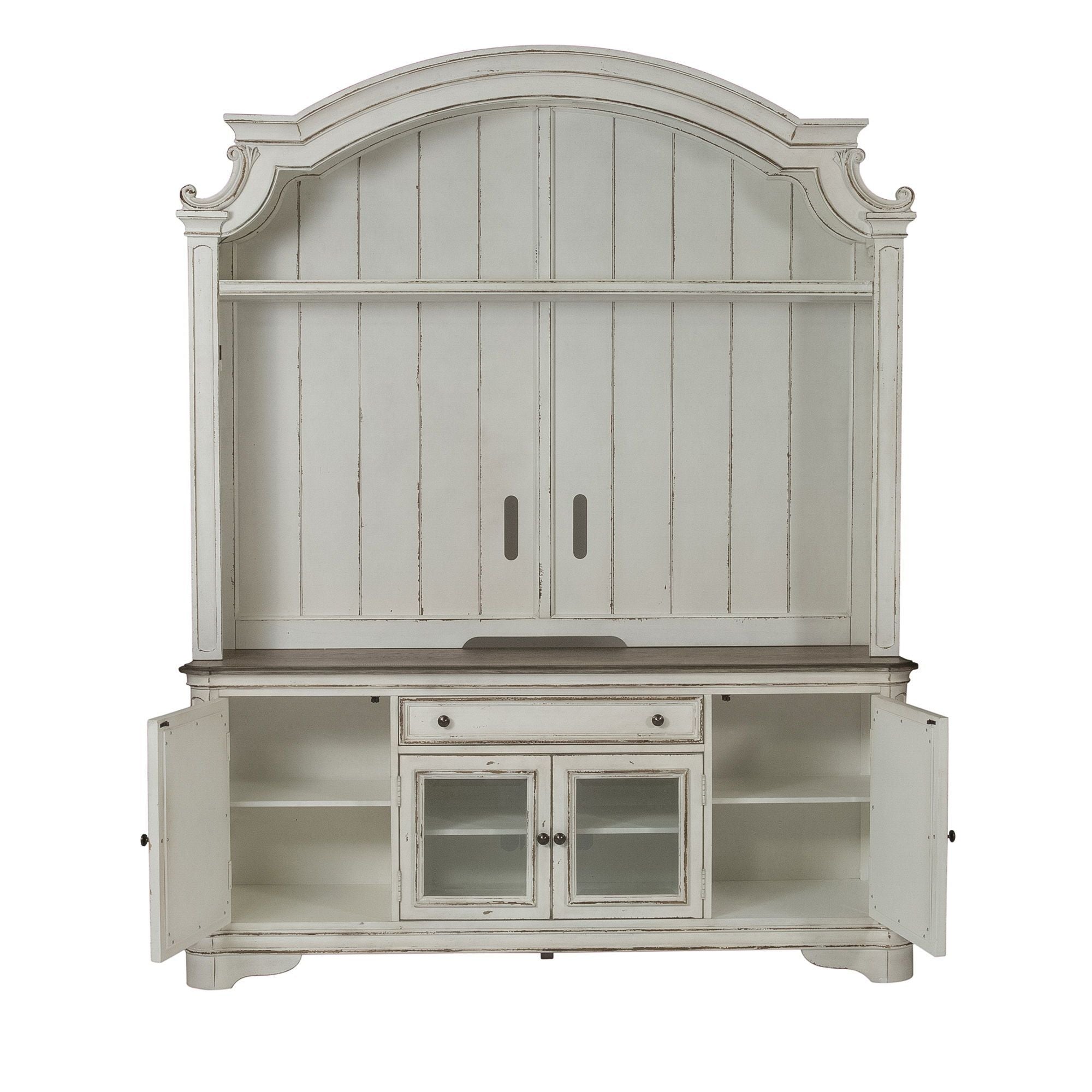 Magnolia Manor - Entertainment Hutch