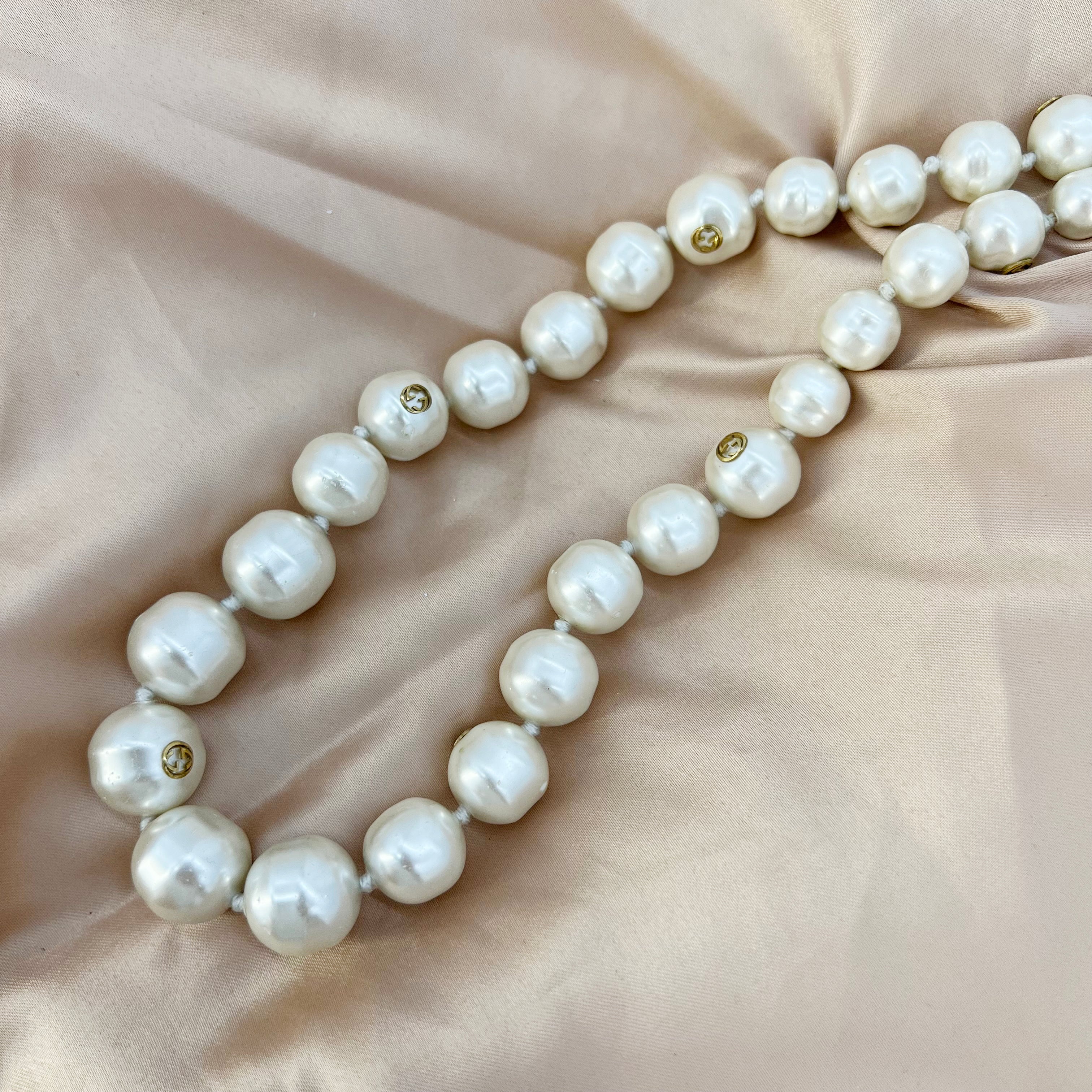 Guaranteed Authentic Gucci Faux Pearl Necklace with Ribbon with Feline Head Appx 10