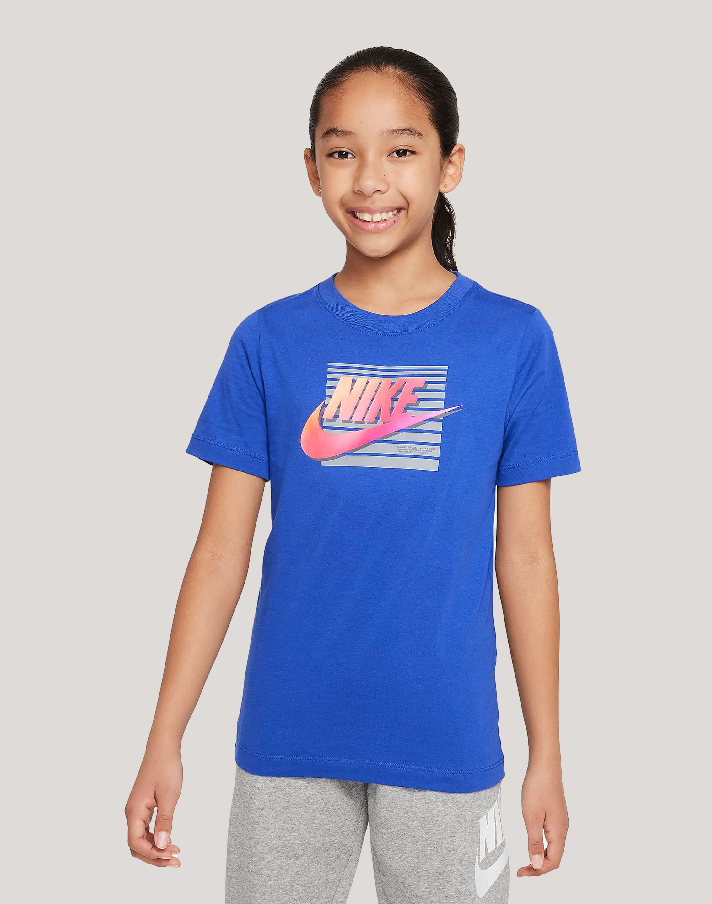 Nike Sportswear Tee Grade-School