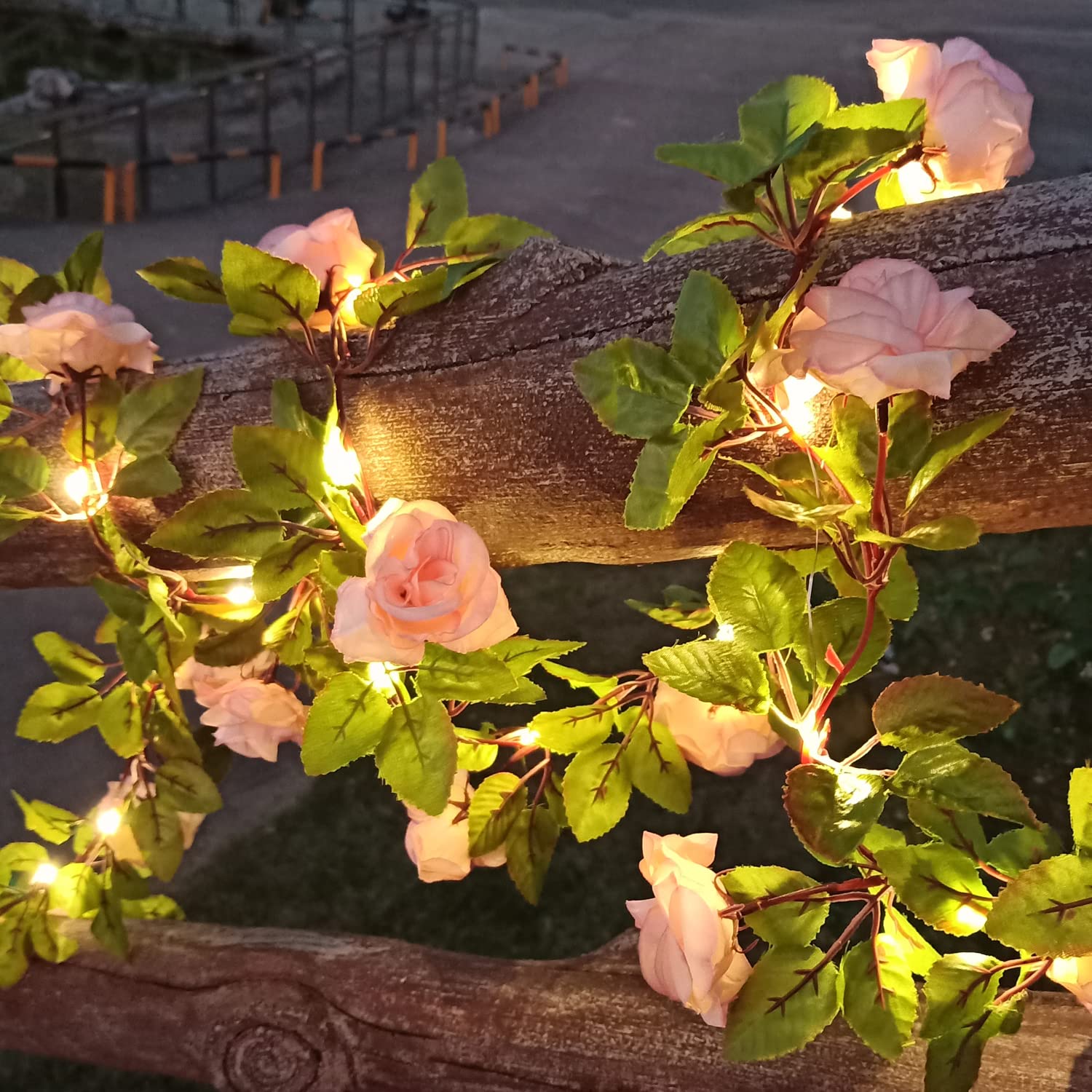 Woowooh Solar Simulation Rose Rattan Garden Light